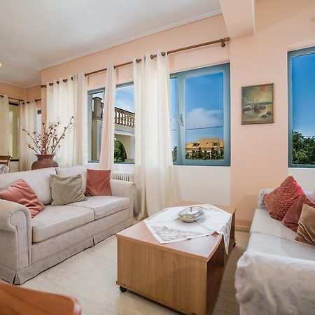 Le Reve Apartment Акротірі Екстер'єр фото